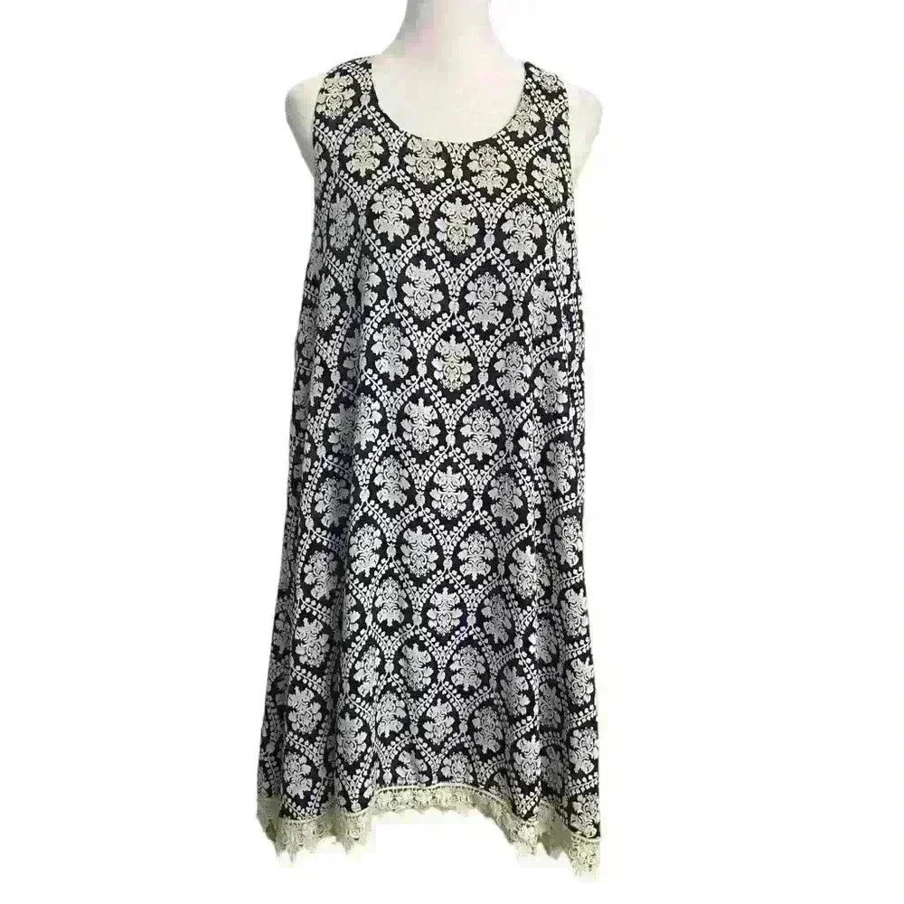 Buttons Women’s Racerback Sundress Size L Navy Cream Print Crocheted Hem Back